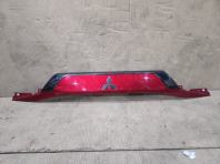 Накладка крышки багажника mitsubishi outlander 3 gf 2012-2022  
