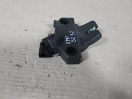 Замок двери багажника toyota corolla e210  2018-  
