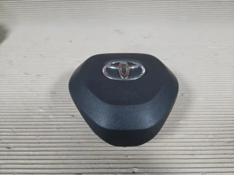 Подушка безопасности в руль toyota rav4 50 xa50 2018-  