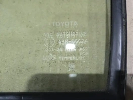Форточка двери toyota prius 4 xw50 2015-2023 перед. лев.