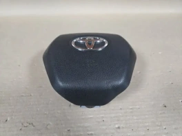 Подушка безопасности в руль toyota camry 70 xv70 2017-2023  