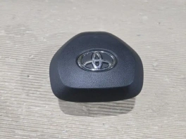 Подушка безопасности в руль toyota rav4 50 xa50 2018-  
