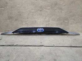 Накладка двери багажника toyota rav4 50 xv50 2018- задн. 