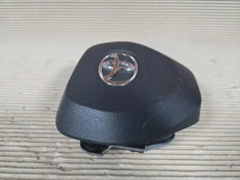 Подушка безопасности в руль toyota rav4 50 xa50 2018-  
