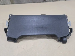 Подушка безопасности в колени toyota corolla e210  2018-  