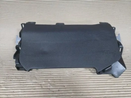 Подушка безопасности в колени toyota rav4 50 xa50 2018-  