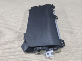 Подушка безопасности в колени toyota rav4 50 xa50 2018-  