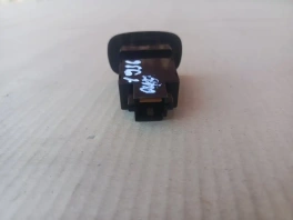 Кнопка открывания багажника mitsubishi outlander 3 gf 2012-2022 задн. 