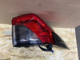 Фонарь в крыло toyota rav4 50 xa50 2018- задн. прав.