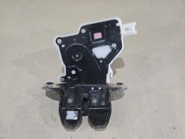 Замок двери багажника nissan qashqai j11 2013-2021  