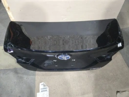 Крышка багажника toyota camry 70 xv70   