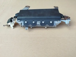 Подушка безопасности в колени lexus gs 4  2020-  