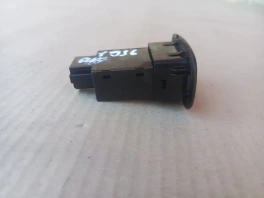 Кнопка открывания багажника mitsubishi outlander 3 gf 2012-2022 задн. 
