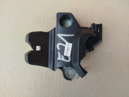 Замок двери багажника toyota corolla e210  2020-  